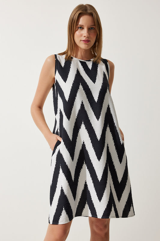 Happiness İstanbul Women's Vibrant White Patterned Summer Bell Dress Bright White Women
