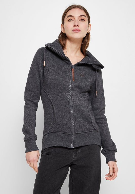 VianaAK A Women