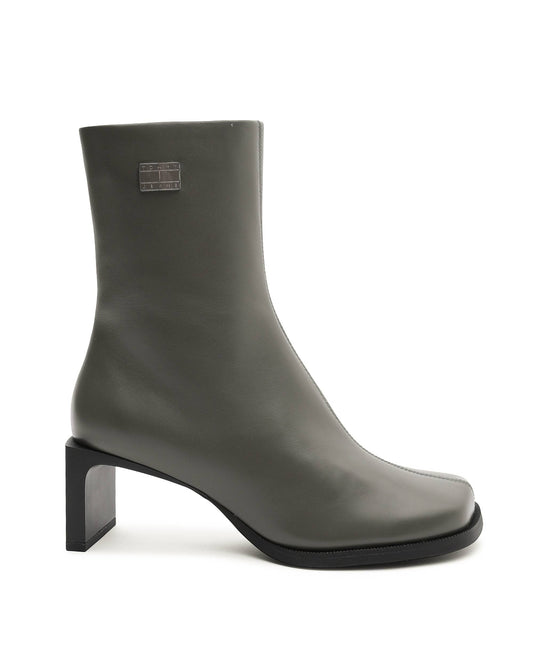 Tommy Hilfiger Footwear (EN0EN02682PL0) Women