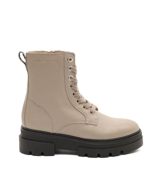 Tommy Hilfiger Footwear (FW0FW08160AEG) Women